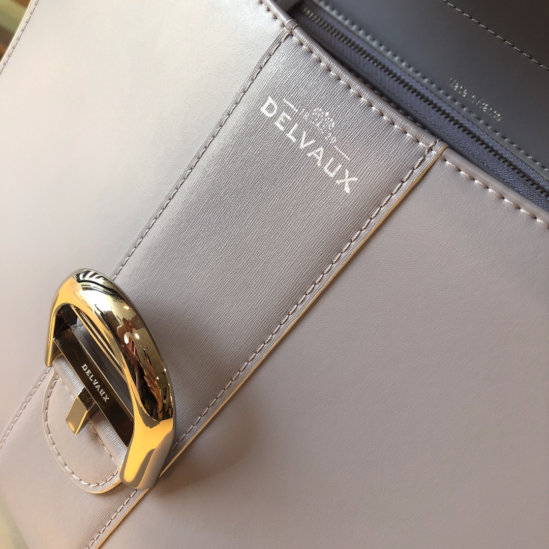 델보 브리앙 MM 박스백 미듐